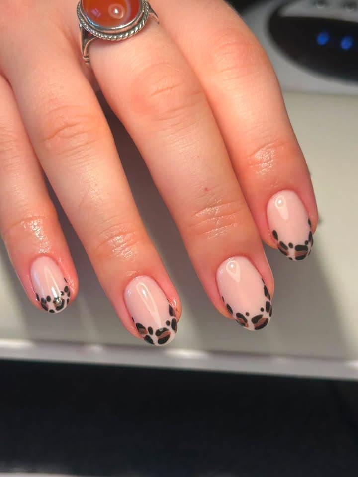 Example of Elena's nail art (photo 12 of 14)